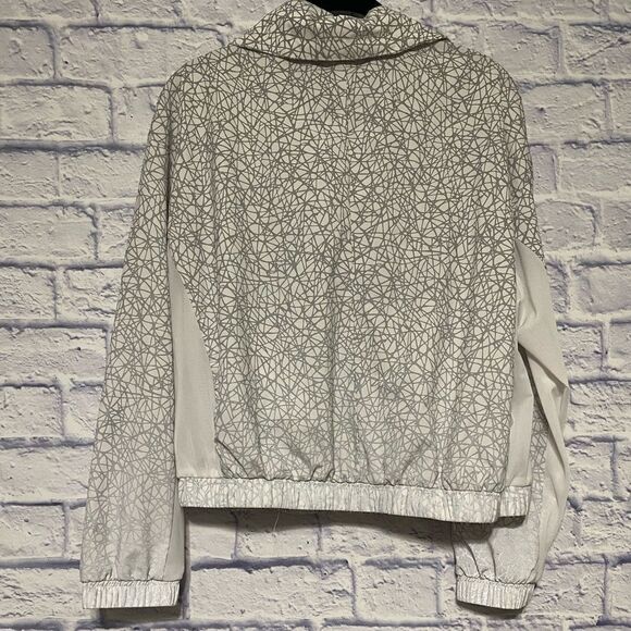 Fabletics Layla Reflective Jacket - Picture 13 of 15